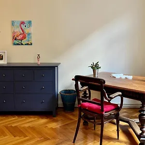 Hostel Zen By Market Budapest